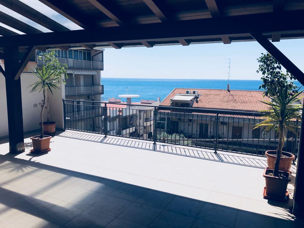 Appartamento Gambero Beach Santa Teresa Di Riva Zewnętrze zdjęcie