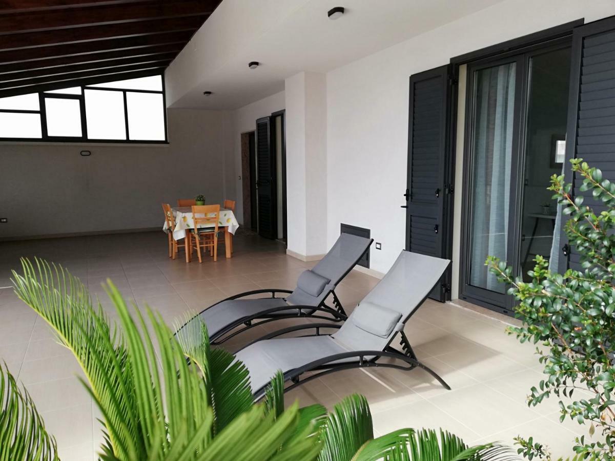 Appartamento Gambero Beach Santa Teresa Di Riva Zewnętrze zdjęcie